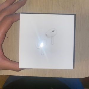 AirPods